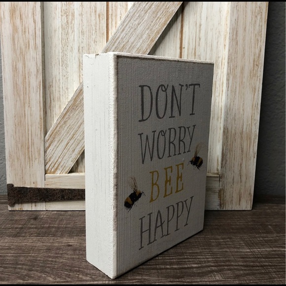 Don't Worry Bee Happy BumbleBee Sign Wooden Farmhouse Decor - Picture 4 of 4